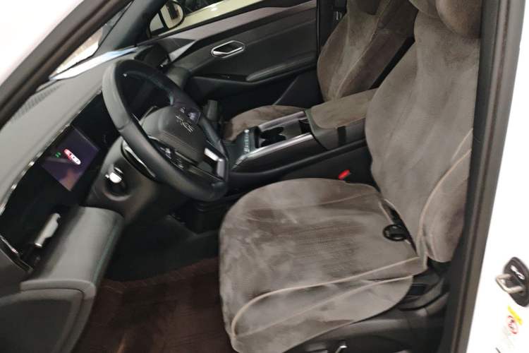 Used BYD Qin L 2025 EV 545KM Beyond Version
