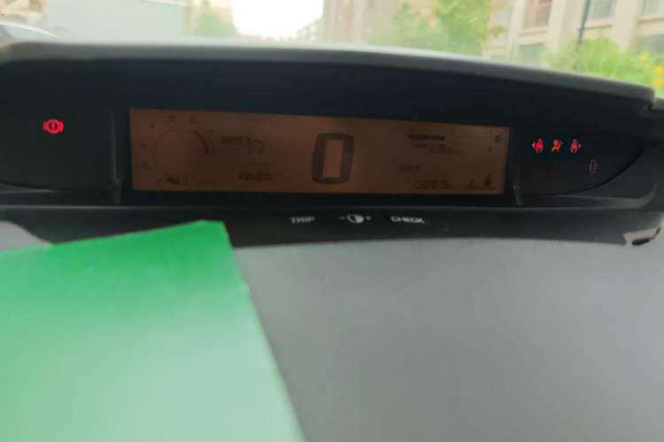 Used Citroen C-Quatre 2014 VTS Version 1.6L Manual - Premium Model