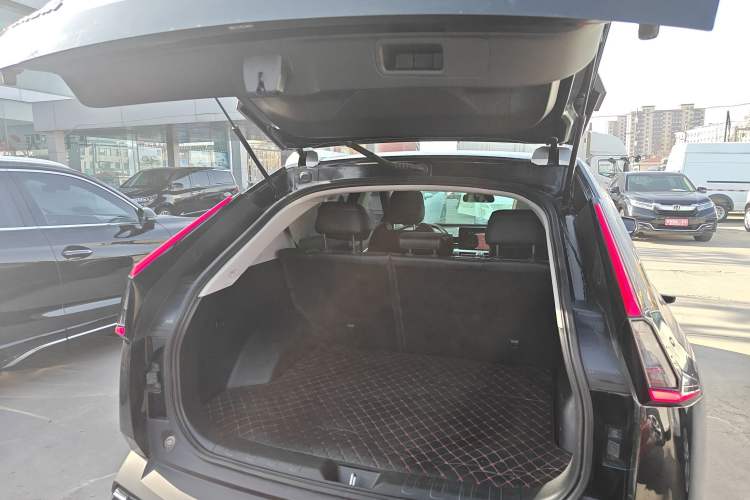 Used GAC Trumpchi EMKOO 2022 1.5T Supernova Edition Trunk