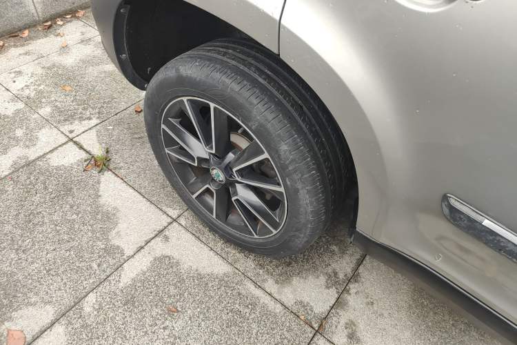 Used Skoda Yeti 2013 1.8T DSG Prestige Edition Exterior 5