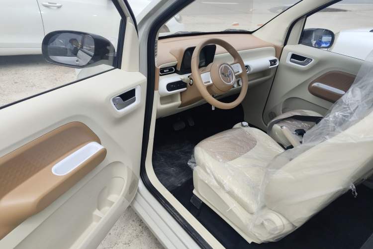 Used Wuling Hongguang MINIEV 2024 3rd Generation 215km Youth Edition