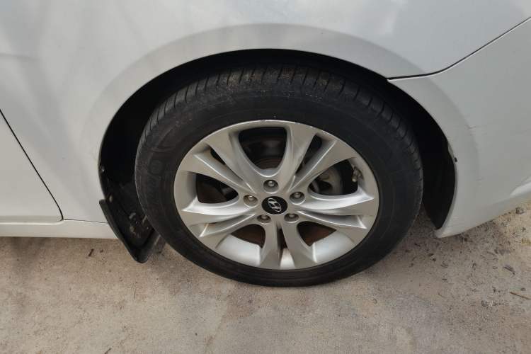 Used Hyundai Sonata 2011 2.0L Automatic Leading Edition