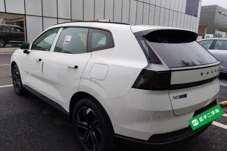 Used Volvo XC70 Plug-in Hybrid 2026 Model Four-Wheel Drive Long-Range Core
