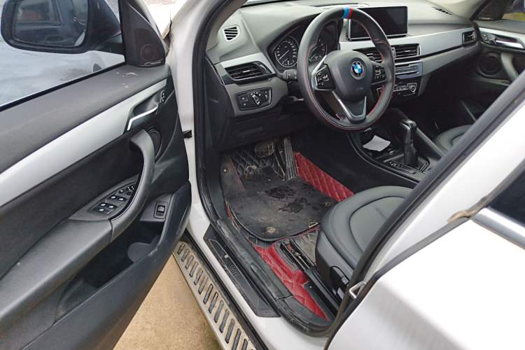 Used BMW X1 2018 sDrive20Li Leading Model
