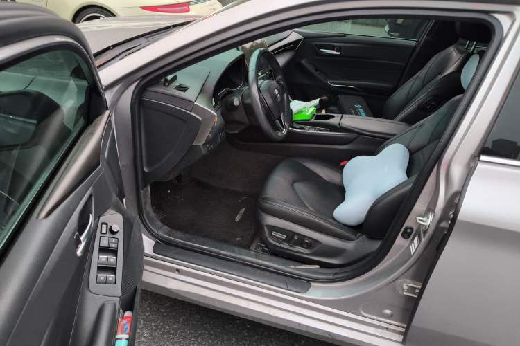 Used Toyota Avalon 2022 2.0L Luxury Edition
