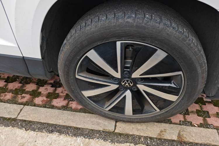 Used Volkswagen Tharu 2024 300TSI Two-Wheel-Drive Moonlight Edition Right Front Wheel Hub