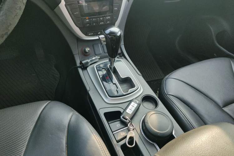 Used GAC Trumpchi GS5 2014 2.0L Automatic Two-Wheel Drive Anniversary Value Edition
