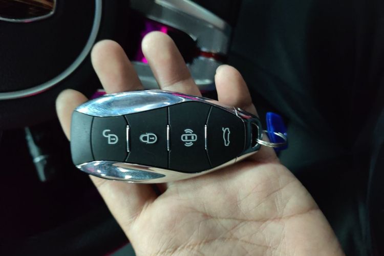 Used Hongqi HS3 2023 1.5T Two-Wheel Drive Shanwei Edition