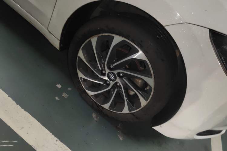 Used Hyundai Elantra (6th Generation / Lingdong) 2019 1.4T Dual-Clutch Xuan Dong · Dynamic Model Right Front Wheel Hub
