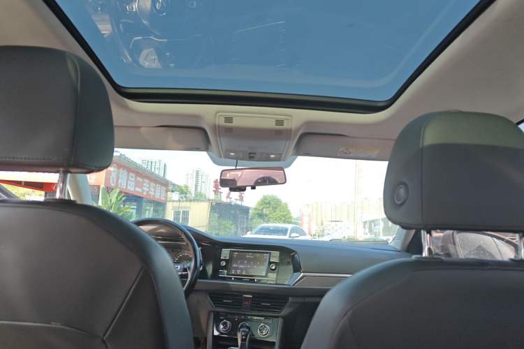 Used Volkswagen Sagitar 2019 200TSI DSG Comfort Version China VI Standard