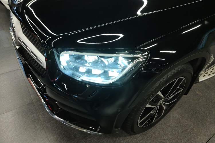 Used Mercedes-Benz GLC 2021 GLC 300 L 4MATIC Dynamic Model
