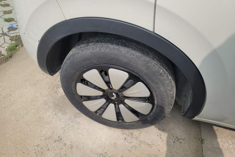 Used Wuling Bingo 2023 333 km Enjoyment Version
