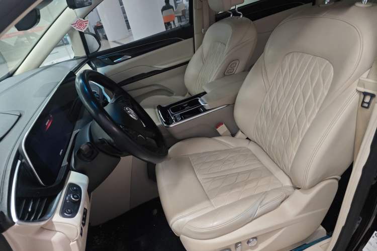 Used Buick GL8 2020 Avenir Avia Six-Seat Deluxe Edition
