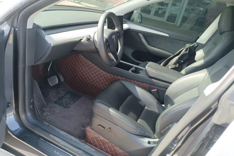 Used Tesla Model Y 2024 Rear-Wheel-Drive Version