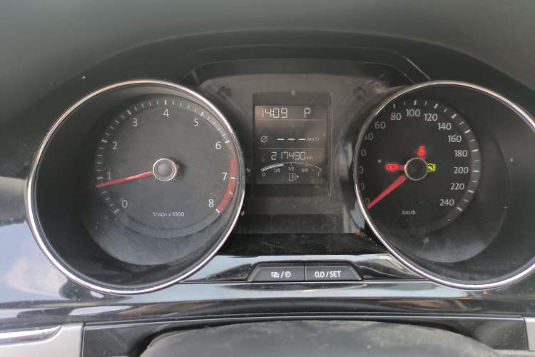 Used Volkswagen Bora 2015 Value Edition 1.6L Automatic Comfort Version