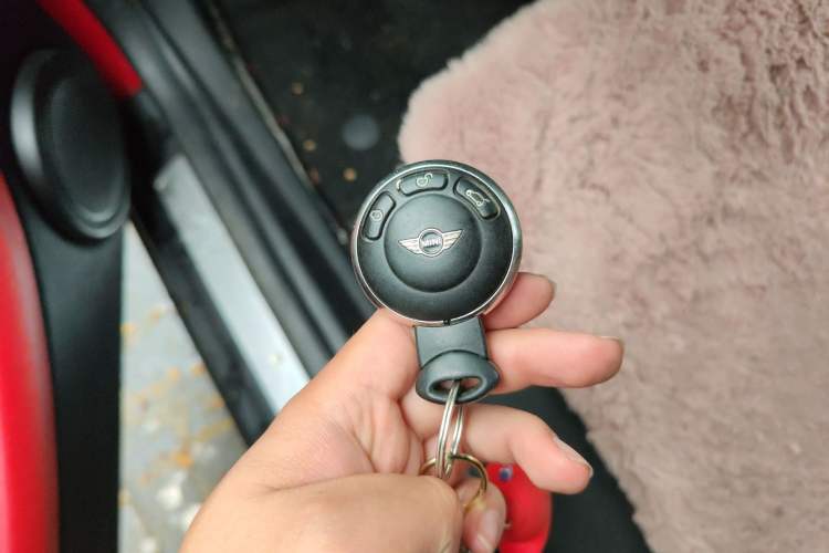 Used MINI 2011 1.6L ONE