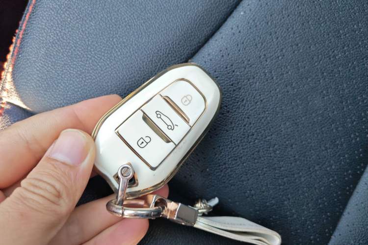 Used Citroen C4L 2016 1.2T Manual Leading Model