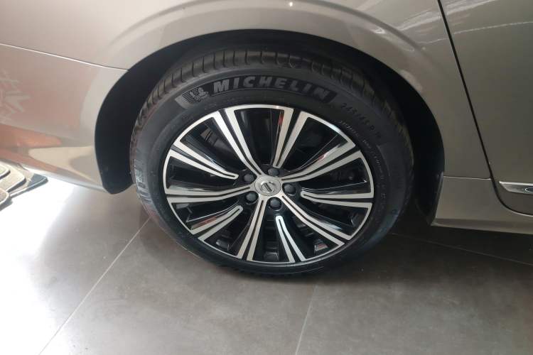 Used Volvo S90 2021 B5 Zhiyi Luxury Edition
