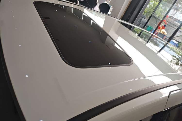 Used Honda Elysion 2022 2.0L eHEV Luxury Edition