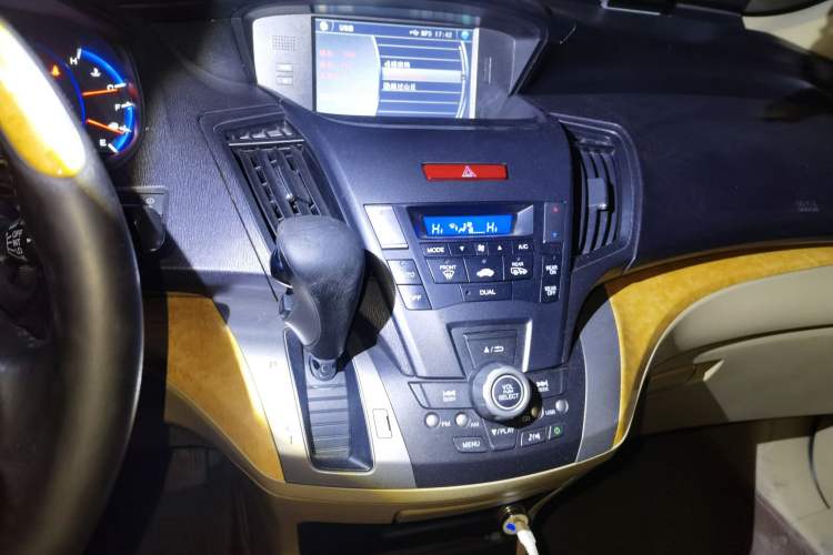 Used Honda Odyssey 2011 Jingxiu 2.4L Luxury Edition
