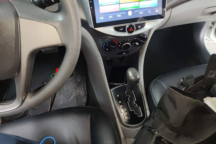 Used Hyundai Verna (older generation) 2014 1.4L Automatic Smart GLS
