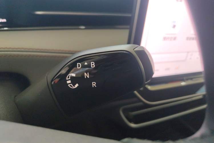 Used Volkswagen ID.7 VIZZION 2024 AIR model