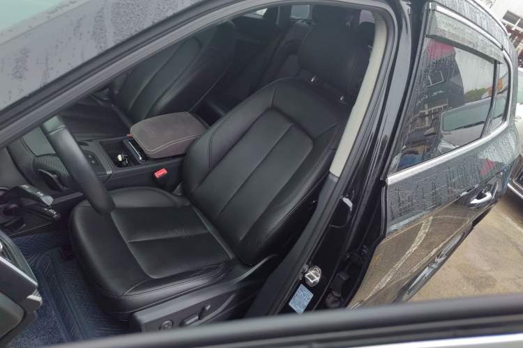 Used Audi Q5L 2018 45 TFSI Prestige Fashion Edition China V Emission Standard Left Front Seat