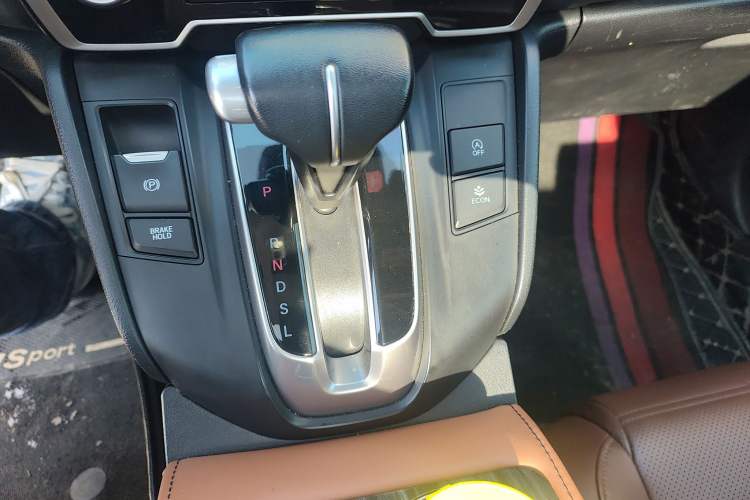 Used Honda CR-V 2021 240TURBO CVT 2WD Fashion Edition
