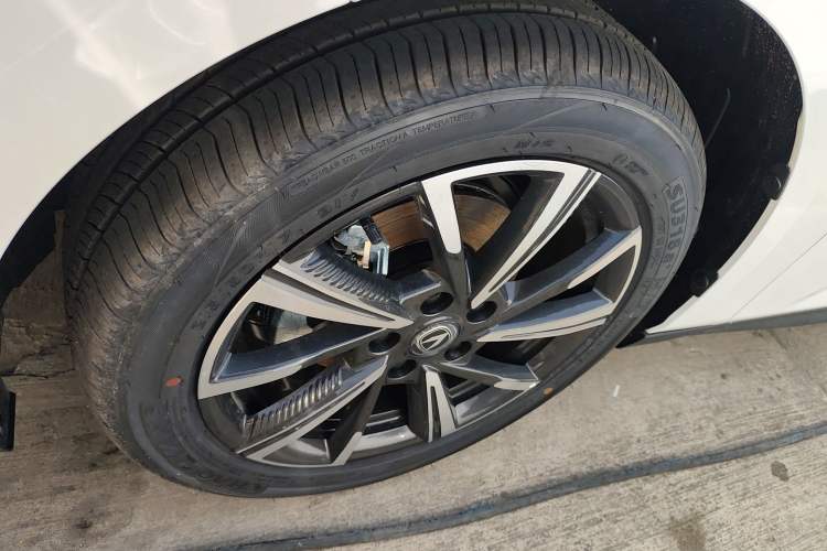 Used CHANGAN Eado 2025 Blue Whale 1.5T 500Bar Prestige Model
