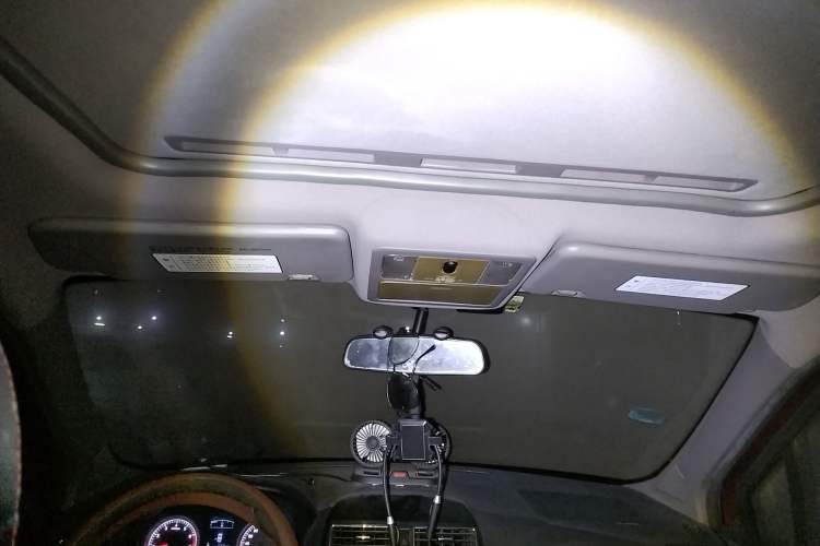 Used FORTHING Joyear X5 2013 1.6L Manual Luxury Model China IV Standard
