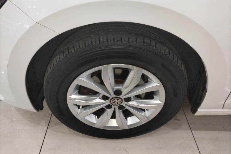 Used Volkswagen Polo 2019 Plus 1.5L Automatic Colorful Technology Edition Left Front Wheel Hub