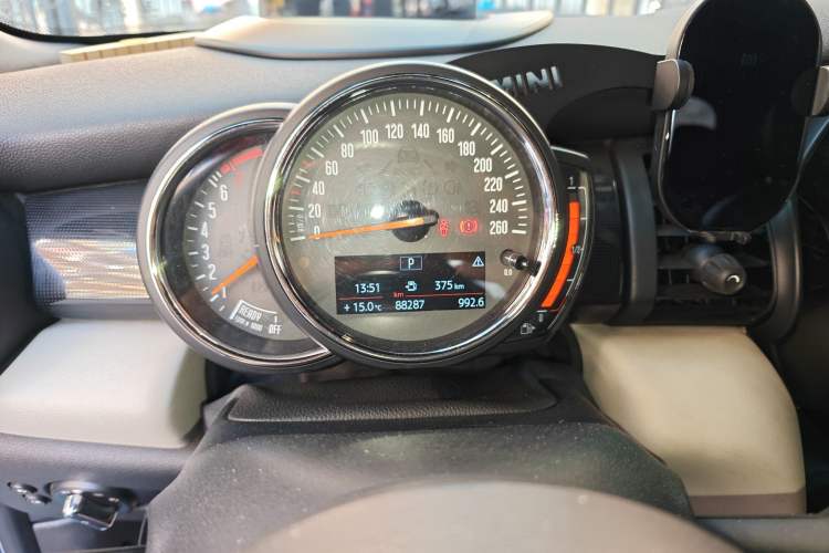 Used MINI MINI 2019 1.5T COOPER CABRIO Artist
