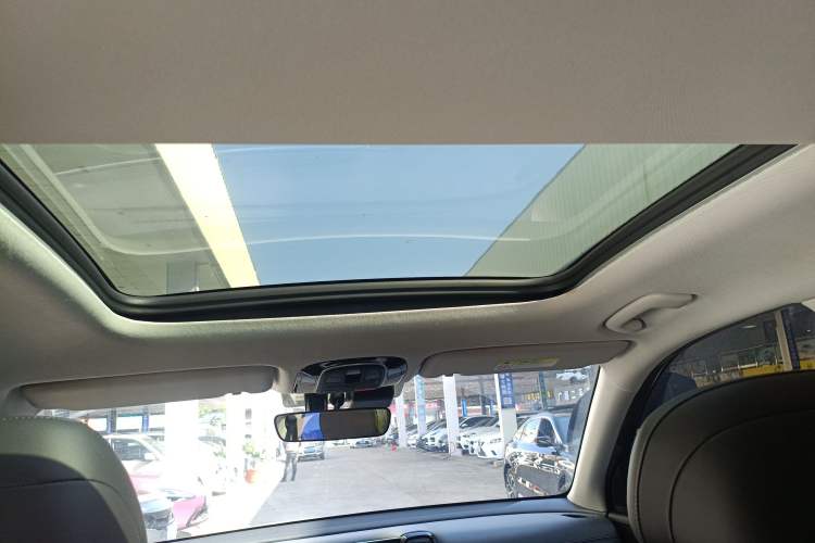 Used Hyundai ix35 2023 Musso 2.0L Prestige LUX Edition
