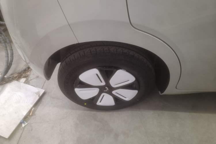 Used Wuling Hongguang MINIEV 2025 Four-Door Version Advanced Edition