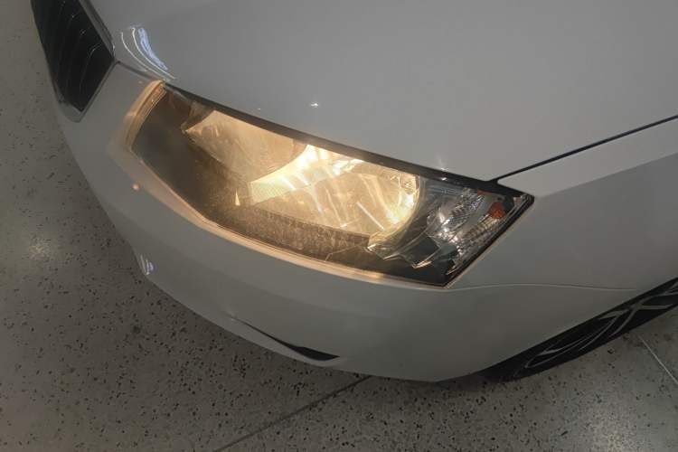 Used Skoda Octavia 2016 TSI280 DSG Smart Drive Edition Left Front Headlight