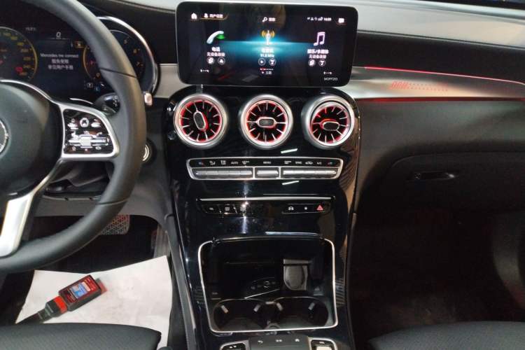 Used Mercedes-Benz GLC 2021 GLC 260 L 4MATIC Dynamic Edition