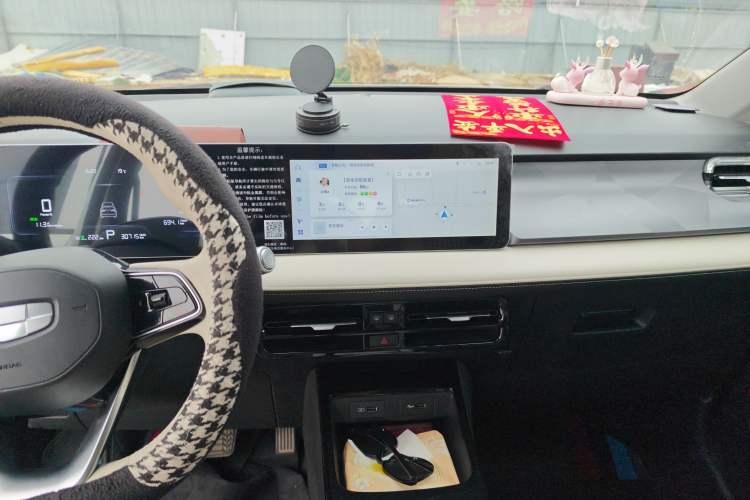 Used Geometry E Firefly 2023 401KM Linglong Tiger 5-Seater Audio And AC Panel