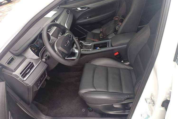 Used Geely Auto Emgrand 2021 UP 1.5L CVT Luxury Model