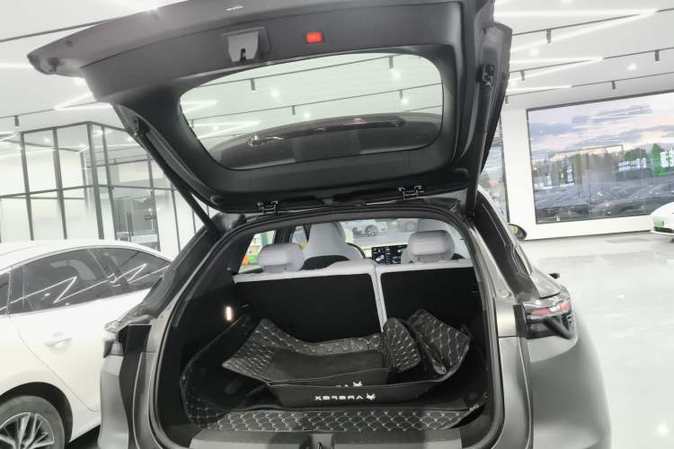 Used ARCFOX Alpha T5 2024 660 MAX
