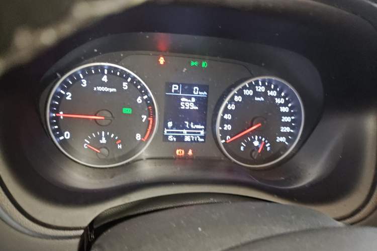 Used Hyundai Celesta 2018 1.6L Automatic GL Enjoyment Version China V Standard