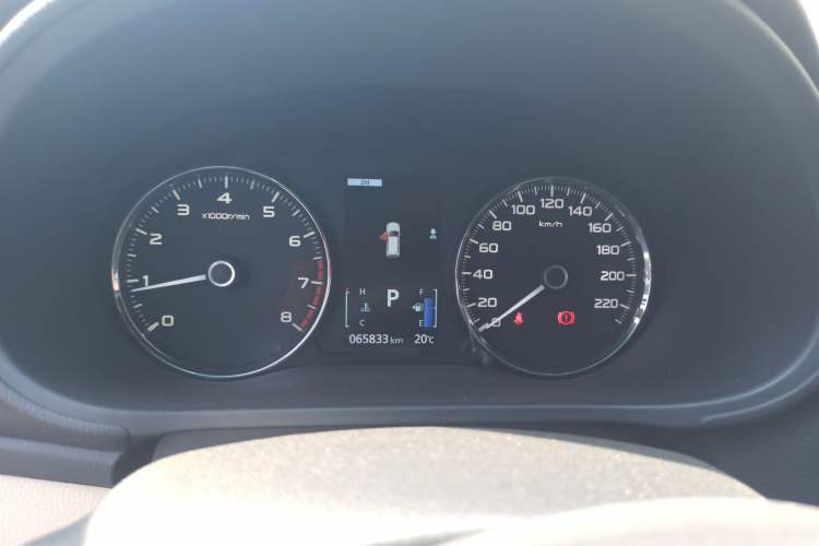 Used Mitsubishi Pajero  Instrument Cluster