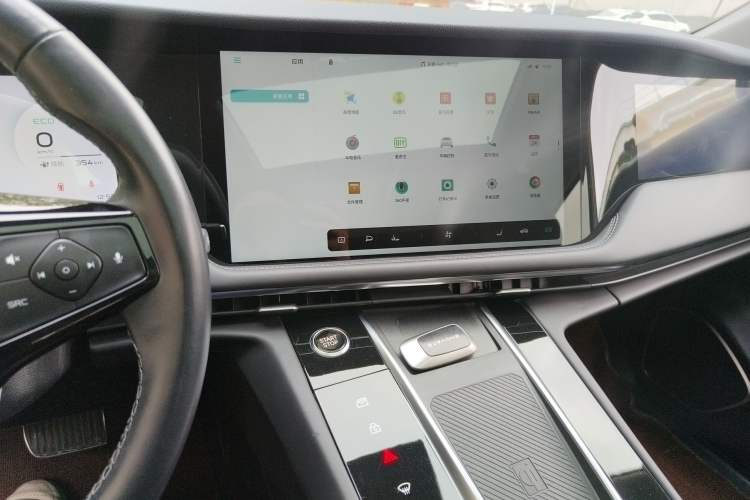 Used ENOVATE ME7 2021 Pilot Edition Flagship Model 530 km