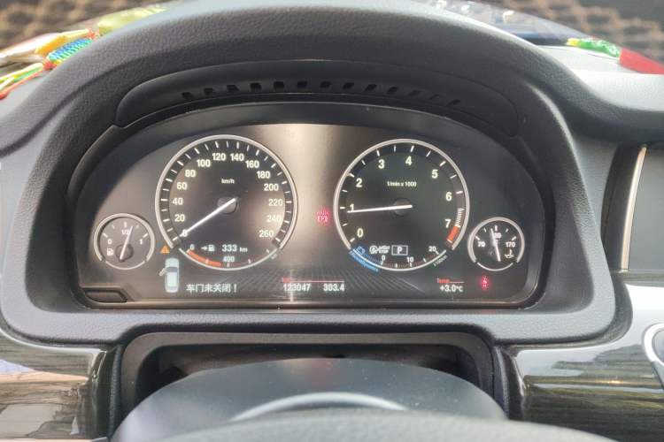 Used BMW 5 Series GT 2015 528i Luxury Edition
