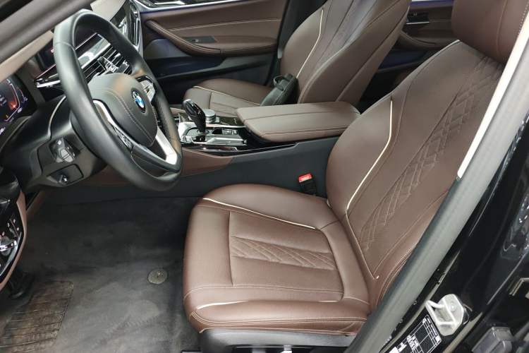 Used BMW 5 Series 2022 Second Facelift 525Li Luxury Package