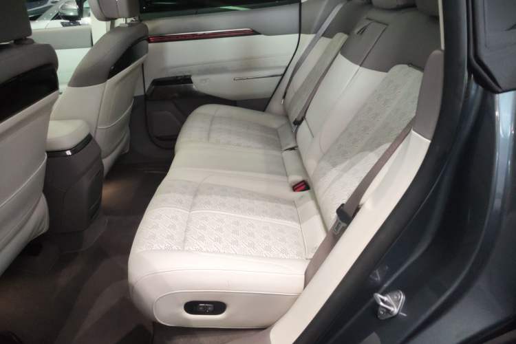 Used Zeekr 7X 2025 100kWh Long-Range All-Wheel Drive Intelligent Driving Version Left Rear Seat