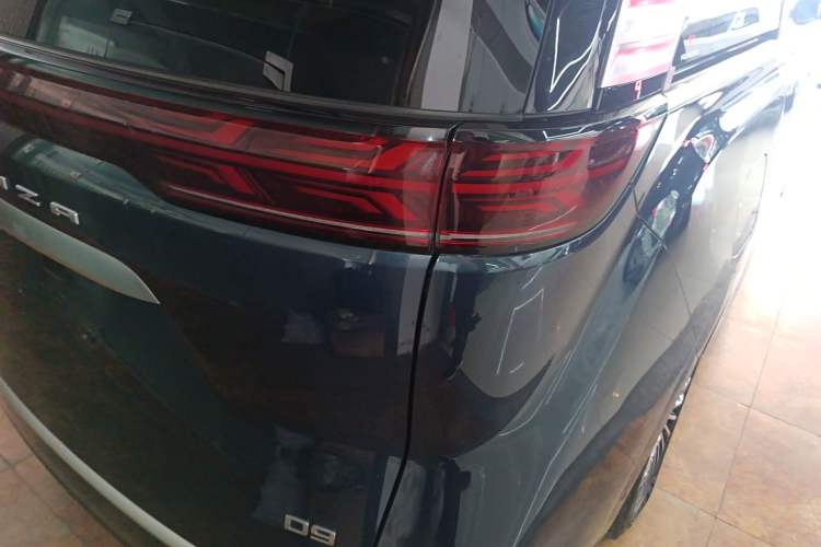 Used Denza D9 2022 DM-i 970 Four-Wheel Drive Flagship Model