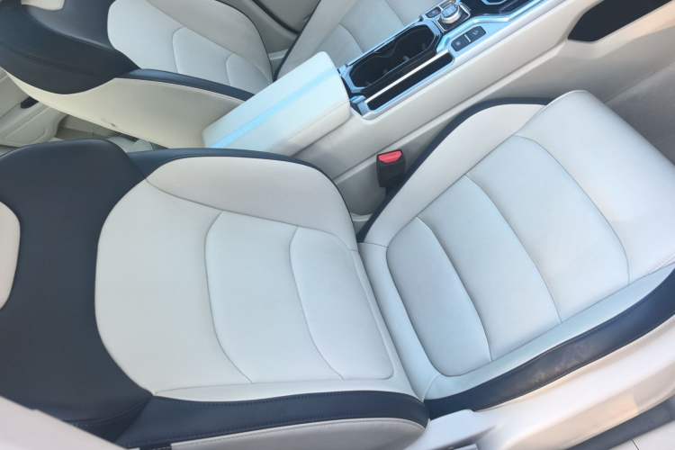 Used Geely Auto icon 2025 Linglong 1.5TD Ruyi Edition Right Front Seat