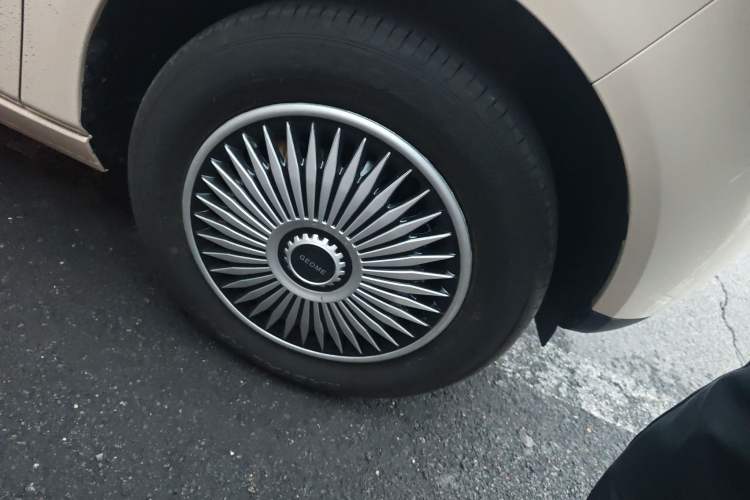 Used Geely Galaxy Panda 2025 210 km – Yuanqi Bear
