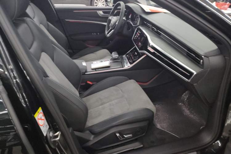 Used Audi A6L 2024 45 TFSI quattro Prestige Dynamic Edition
