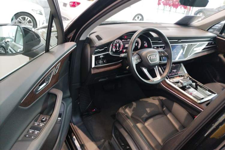 Used Audi Q7 2024 45 TFSI quattro S line Sport Edition